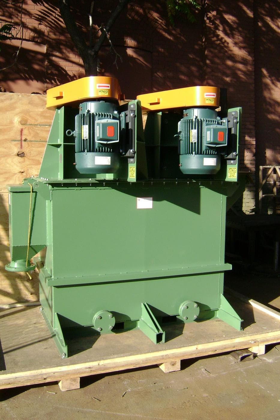 QPEC attrition scrubber with dual motors